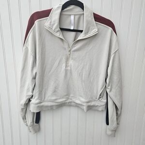 Fabletics Stylish Cream and Burgundy Women's Quarter-Zip Top Size Medium